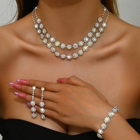 Ensemble de bijoux de mariage de bal de bijoux de Offre Spéciale, ensembles de bracelet de boucles d'oreilles de collier de strass d'argent pour des femmes