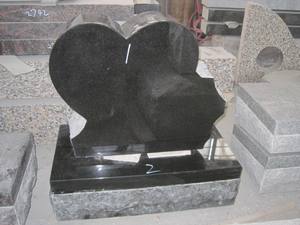 Chinese <strong>Absolate</strong> Black Granite Heart Shape Headstone for Cemetery - Product Image 6