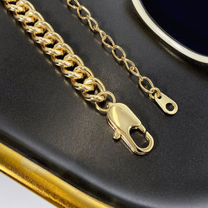 Broche de hebilla marinera cadena cubana chapada en oro de eslabones gruesos lisos para hombres y mujeres - Product Image 4