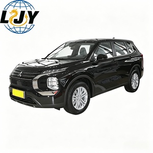Auto Usado Mitsubishi <span class=keywords><strong>Outlander</strong></span> <span class=keywords><strong>2023</strong></span> 1.5T Edición Elegance de Dos Ruedas Motrices, SUV Familiar de Gran Espacio para Venta al por Mayor en el Extranjero - Product Image 1