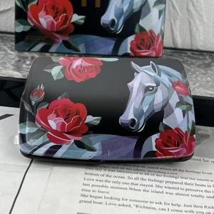 Palette de maquillage sur le thème des animaux en édition limitée pour Noël, tout-en-un, fard à paupières, blush, illuminateur - Product Image 2