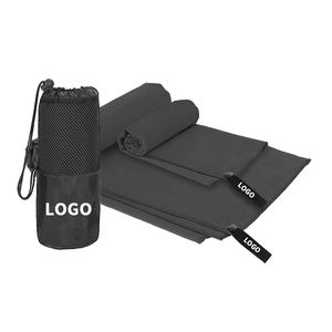 Toallas de microfibra de secado rápido con impresión de logotipo personalizado para deportes y gimnasio con bolsa - Product Image 1