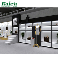 Magasin moderne cintre en bois de vêtements de dame et sacs présentoir sac présentoir