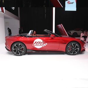 รถยนต์ไฟฟ้า <span class=keywords><strong>MG</strong></span> Cyberster EV สปอร์ตแบบเปิดประทุน ปี 2024-2025 กำลัง 340 แรงม้า 2 ประตู 2 ที่นั่ง ระยะทางวิ่ง 501-580 กม. รถยนต์พลังงานใหม่ขนาดเล็ก - Product Image 6