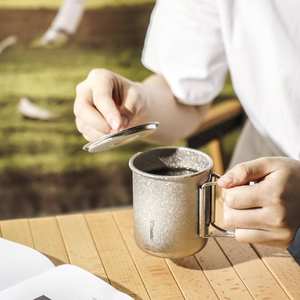 PINKAH Tasse en titane Portable <span class=keywords><strong>Camping</strong></span> Ultraléger avec couvercle Durable pour la randonnée et les voyages en déplacement - Product Image 2