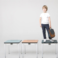 Ensemble de chaises et tables d'école modernes, ensemble de bureau et chaise d'écolier pour salle de classe