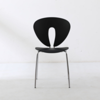 Chaise de salle à manger nordique moderne et empilable en métal de Restaurant de conception simple de maison créative de prix usine