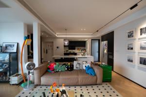 ตู้วาง<span class=keywords><strong>ท</strong></span>ี<span class=keywords><strong>วี</strong></span>สไตล์โมเดิร์นมินิมอล พร้อมที่เก็บของ เหมาะสำหรับอพาร์<span class=keywords><strong>ท</strong></span>เมนต์ สำนักงาน และโรงแรม - Product Image 3