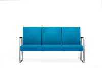 Banc d'attente 3 places en PU bleu pour salle d'attente d'hôpital