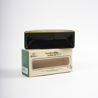 Boîte pliante personnalisée réutilisable à rabat inversé avec fenêtre découpée et estampage à chaud doré pour baume aux herbes, crème hydratante, cils