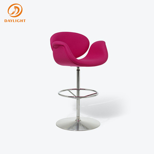 <span class=keywords><strong>Chaise</strong></span> <span class=keywords><strong>de</strong></span> <span class=keywords><strong>bar</strong></span> pivotante luxueuse en tissu <span class=keywords><strong>orange</strong></span> avec base ronde sur piétement, tabouret <span class=keywords><strong>de</strong></span> comptoir pour îlot <span class=keywords><strong>de</strong></span> cuisine et <span class=keywords><strong>bar</strong></span> d'hôtel - Product Image 5