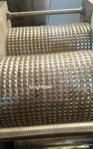 Moulin à graines de <span class=keywords><strong>moutarde</strong></span> Brightsail, broyeur à rouleaux automatique, machine à fabriquer de la poudre de matériaux riches <span class=keywords><strong>en</strong></span> huile pour la transformation alimentaire, certifié CE - Product Image 3