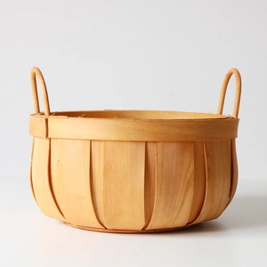 Petit <span class=keywords><strong>pochoir</strong></span> de pomme rond boisseau panier de rangement de cadeaux en bois panier de rangement de copeaux de bois tissé à la main panier suspendu au mur - Product Image 1