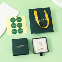 Kit de présentation de bijoux Becan Boutique avec collier, bague, étui de présentation, sac en papier de marque et autocollants de scellage pour fabricant