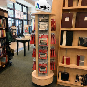 Étagère de présentation au sol à quatre côtés pour <span class=keywords><strong>librairie</strong></span> personnalisée, livres de bande dessinée, MDF, présentoir de livres pour enfants avec roulettes - Product Image 3