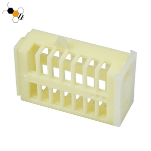 กรงราชินีพลาสติกขนาดเล็กการเลี้ยงผึ้ง - Product Image 2