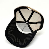 Casquette Trucker de Luxe 5 Panneaux Style Split OEM ODM avec Broderie 3D Épaisse Personnalisée sur le Devant et Dos en Maille Haute Densité pour l'Extérieur