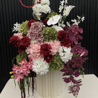 Bouquet de fleurs artificielles bordeaux et rose pour centre de table, idéal pour mariages, banquets, fêtes et décoration intérieure - Prix de gros