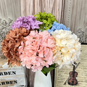 Arrangement de fleurs en soie d'hortensia, 90 pièces, pour décoration de mariage et de maison, style moderne, décoration de sol, marqueurs d'allée - Product Image 1