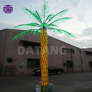 Lumière LED en forme de cocotier avec branches lumineuses style palmier pour la décoration de rues, places publiques, centres commerciaux et festivals - En vente - Product Image 2