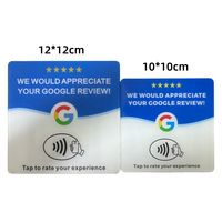 Cartes NFC Google Reviews 10x10cm programmables avec un adhésif puissant pour booster votre entreprise