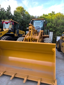 Chargeuse sur pneus Cat 966H d'occasion, faible nombre d'heures, 6 tonnes, avec moteur Cat C11 ACERT, performances puissantes, consommation de carburant raisonnable - Product Image 2