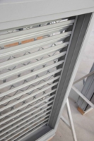 Nouveau design persienne en aluminium cadre en aluminium persiennes en verre