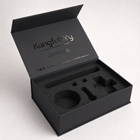Boîtes cadeaux de luxe en carton rigide noir mat avec fermeture magnétique et insert en mousse EVA