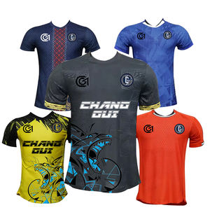 Uitstekende kwaliteit Europees voetbalteam retro shirt voetbal snel drogend polyester materiaal 2025/2026 Thaise versie voetbal shirt - Product Image 1