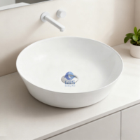 Lavabo de comptoir blanc simple lavage à la main évier de salon articles sanitaires évier de table en céramique pour hôtel appartement salle de bain