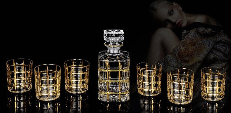 Wholesale Non-Lead Whiskey bottle Whiskey Decanter set with Whiskey Glass Cups