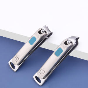 Kit per Manicure e Pedicure in acciaio inossidabile da 15 pezzi Set di tagliaunghie portatile da viaggio per la cura delle cuticole e delle unghie - Product Image 4