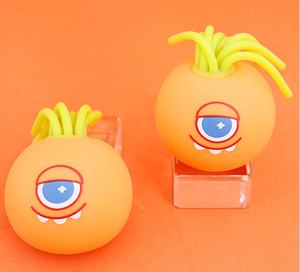 Nuevo Juguete Antiestrés de Peluche con Forma de Pollito de Dibujos Animados, Bola de Harina, Juguete de Compresión, Divertido y Peculiar, de TPR - Product Image 3