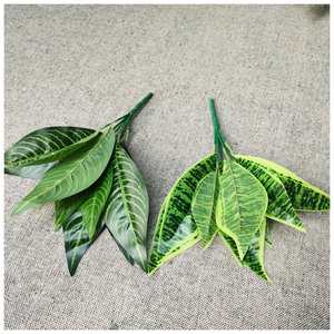 Feuilles de Monstera artificielles Queyiyi, 10cm-30cm, décoration murale végétale durable, décoration de Pâques - Product Image 3