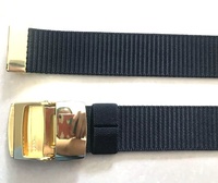 Garçons, sangles en Nylon noir, boucle avec Logo en or, pointes en extrémités pour clients blouse bois
