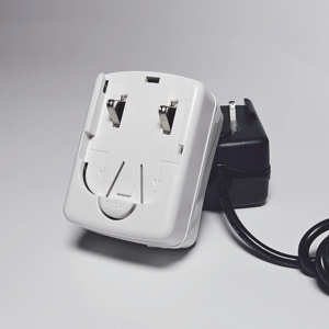 15 Wát Power <span class=keywords><strong>Adapter</strong></span> chuyển đổi AC DC phổ với có thể tháo rời cắm chúng tôi EU Anh AU JP KR chứng nhận chất lượng cao - Product Image 2