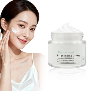 Crema Facial Blanqueadora de Colágeno y Nicotinamida de Lujo Premium con Suero de Vitamina C y Arbutina para Todo Tipo de Piel - Product Image 1