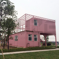 Casa de contenedores rosa de dos plantas, Villa prefabricada moderna con terraza al aire libre