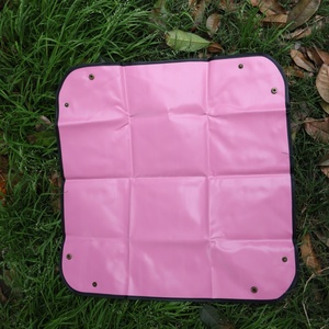 Tapis de repotage de jardin moderne en HDPE, écologique, pour le repiquage des plantes, pliable, pour le jardinage intérieur et le changement de terreau - Product Image 3