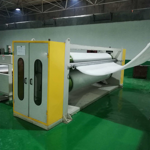 Máquina automática para la producción <span class=keywords><strong>de</strong></span> <span class=keywords><strong>mascarillas</strong></span> quirúrgicas <span class=keywords><strong>de</strong></span> tela no tejida y relleno <span class=keywords><strong>de</strong></span> poliéster, línea <span class=keywords><strong>de</strong></span> producción directa <span class=keywords><strong>de</strong></span> fábrica con PLC y motor <span class=keywords><strong>de</strong></span> precisión. - Product Image 5