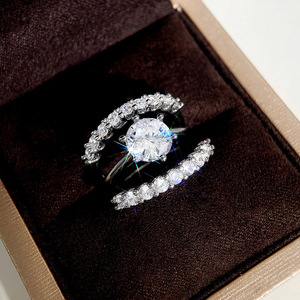 Set di Tre Anelli Eleganti e alla Moda per Ufficio, Anniversario, Festa e Accessorio per Outfit Quotidiani - Product Image 5