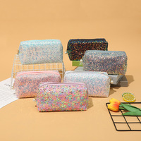 Sac de maquillage de grande capacité à paillettes de luxe léger Sac de rangement portable de haut niveau d'apparence Sac à cosmétiques Stock en gros