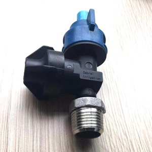 Boquilla de pulverización antigoteo Cabr Irrigation 360PL para equipos de desinfección y dispensadores de agua - Product Image 1