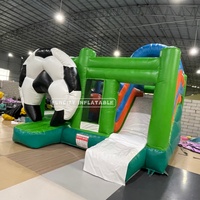 Combo toboggan gonflable commercial Funcity Design sur le thème du football en PVC, château gonflable certifié CE, écologique, garantie 2 ans