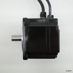 YASKAWA SIGMA2 d'occasion SGMPH-02AAA21 200W AC - Product Image 3