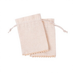Bolsas de Regalo Personalizadas con Logotipo, Bolsas de Embalaje Promocionales de Algodón Hechas a Mano en India para Pulseras y Collares de Lujo - Product Image 5