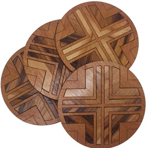 Sous-verres en bois bleu faits à la main avec accents dorés - Ensemble de sous-verres carrés écologiques résistants au four, design classique pour la décoration de la maison - Product Image 1