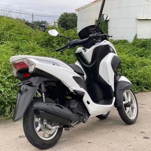 Motocicleta Usada Importada AD 222, Scooter Grande de Tres Ruedas, Estilo BMW, con Inyección de Combustible, Tipo Cruiser, Carrocería Abierta - Product Image 3