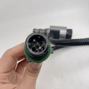 Vanne solénoïde Senwitt 15066984 pour pompe hydraulique principale d'excavatrice Volvo L150 L180E L180F - Product Image 1