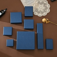 Boîte à bijoux rigide personnalisée de luxe moderne et écologique pour la Saint-Valentin, avec logo personnalisé et pelliculage mat en papier recyclable